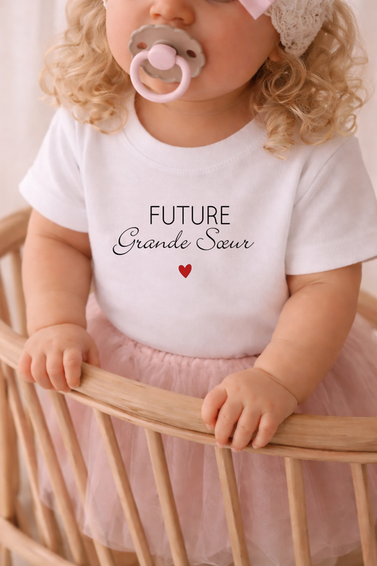 Tee-shirt d'annonce " Futur grande sœur " ✨